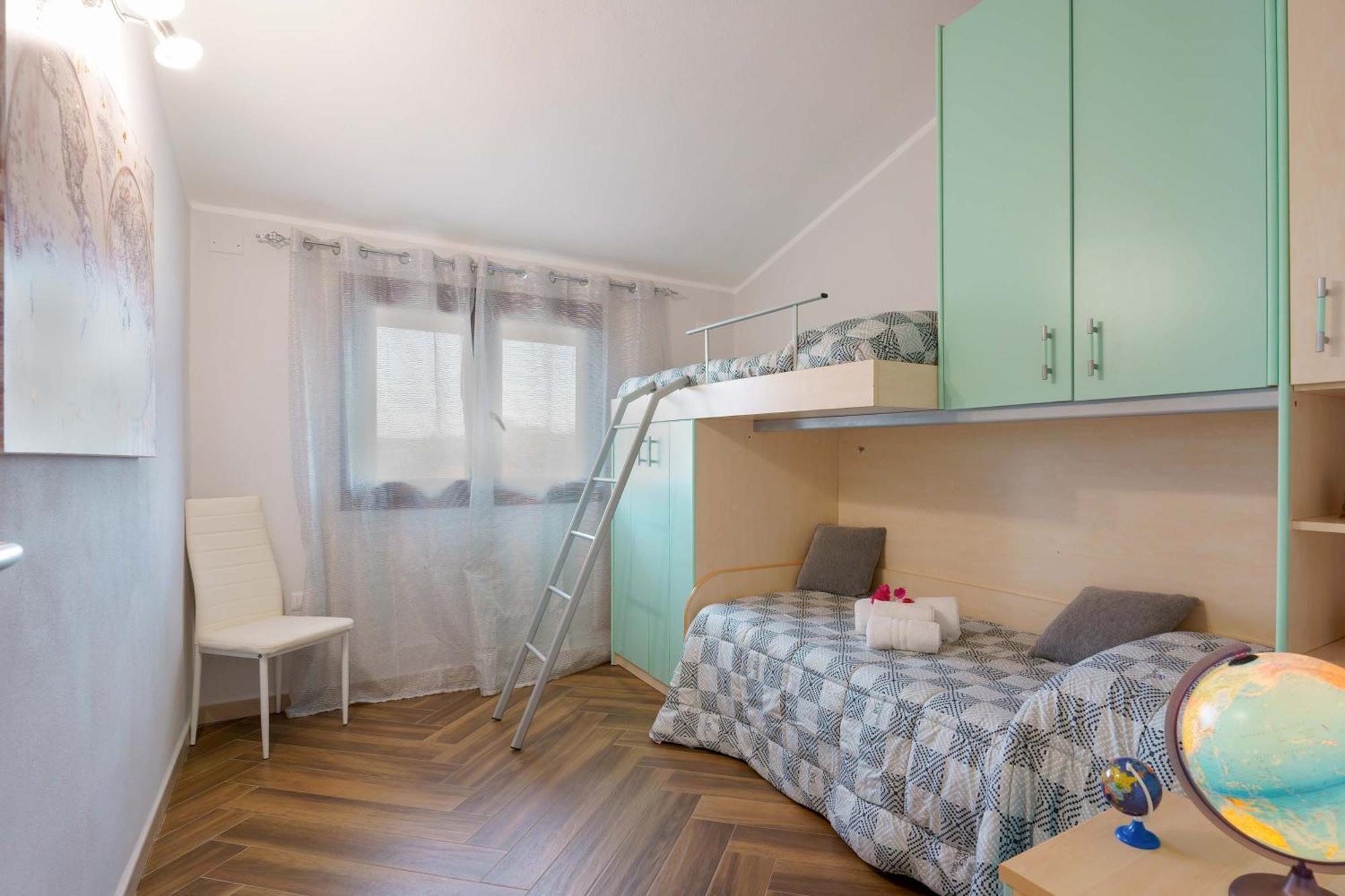 Holiday home Exclusive Use Swimming Pool Available From June To September