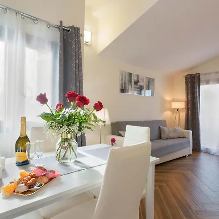Exclusive Use Swimming Pool Available From June To September Cagliari Exterior photo